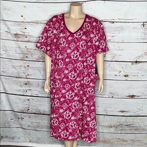 Dreams & Co. NWT Size 5X/6X Floral - Peace Sign V-Neck Long Sleepshirt Nightgown